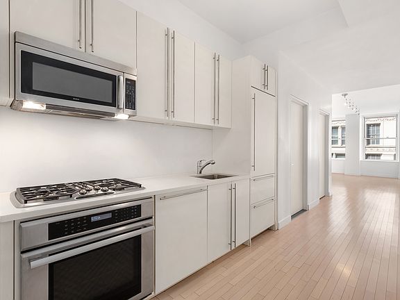 3rd image of 60 W 20th St APT 3B