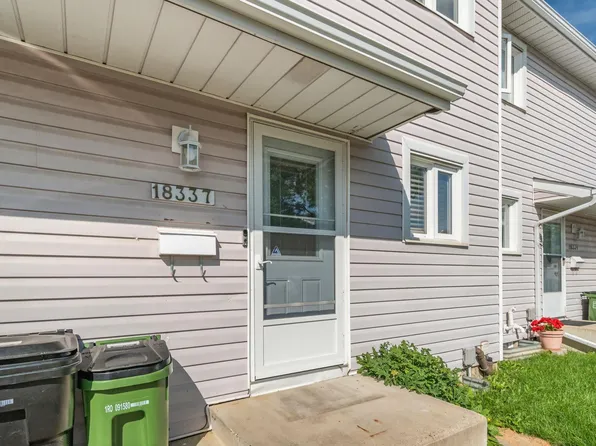18337 66th Ave NW, Edmonton, AB T5T 1Z5