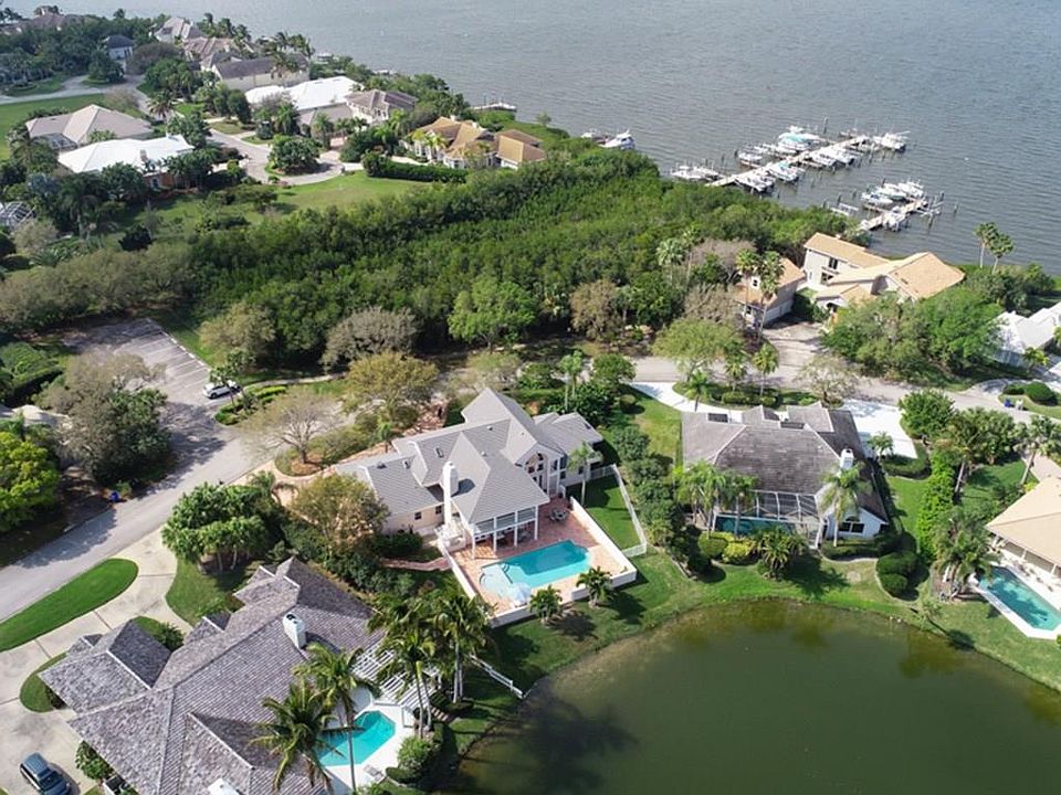 1st image of 206 Riverway Dr