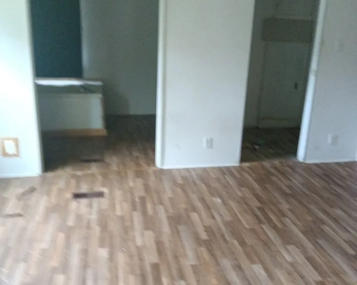 535 Hall Rd — Photo 4