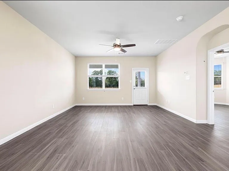 23547 Montague Dr — Photo 3