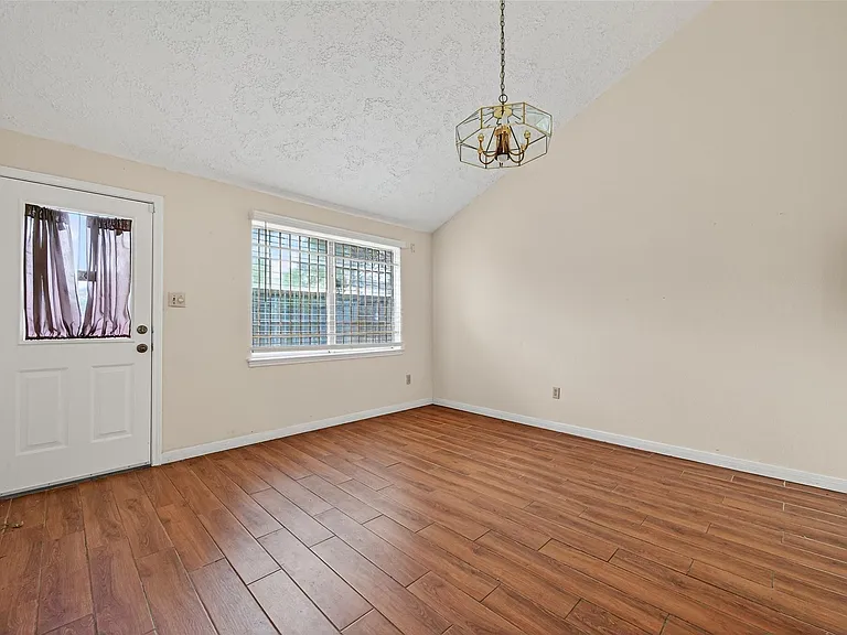 10913 Bexley Dr #913 — Photo 11