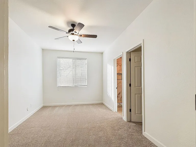 2209 W Red Range Way — Photo 31
