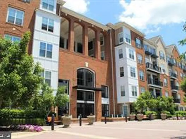 501 Hungerford Dr APT 334, Rockville, MD 20850