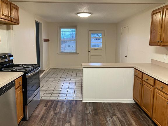 4th image of 6293 Amelia Dr