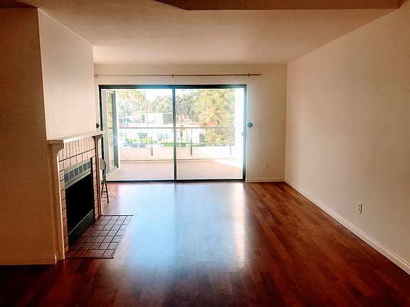 3rd image of 3525 Lebon Dr Unit 213