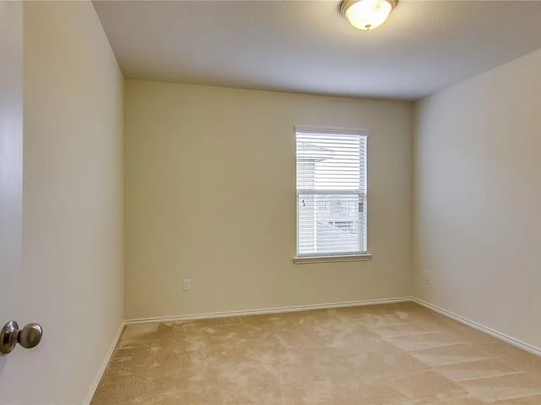 16009 Hawthorne Heights Trl — Photo 24