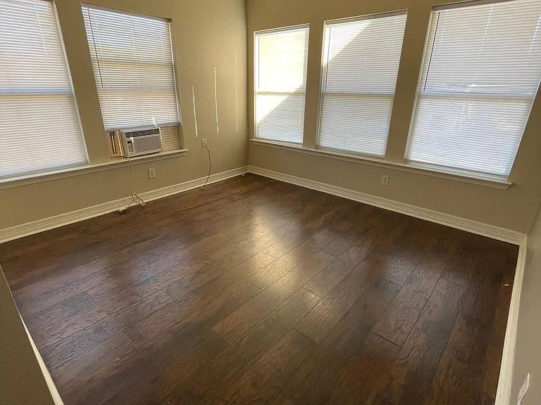 2530 Liberty St #3 — Photo 10