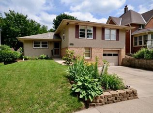 1302 Folsom St, Saint Paul, MN 55117