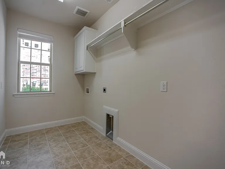 3316 Damsel Sauvage Ln — Photo 22