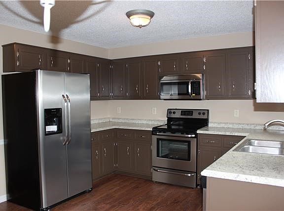 5th image of 2647 Denver Ct