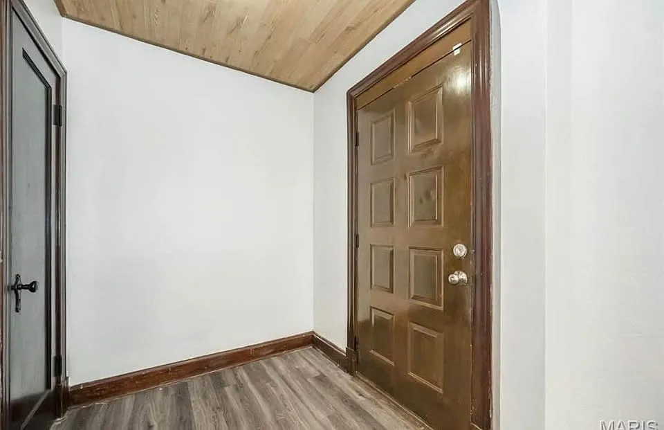 3 bed, 1008 sqft, $1,400 — Photo 2