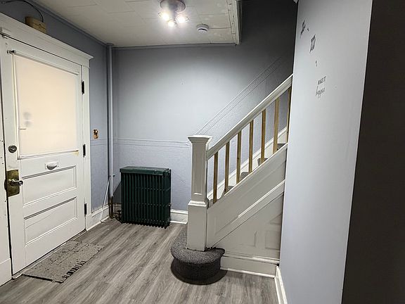 3rd image of 16 John St
