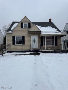 19309 Beverly Ave, Maple Heights, OH, 44137