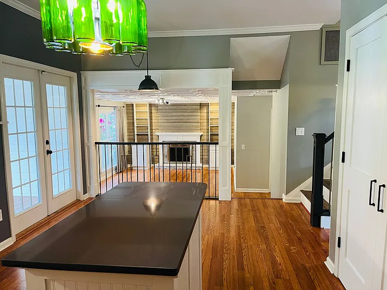 55 Tyler Woods Dr — Photo 13