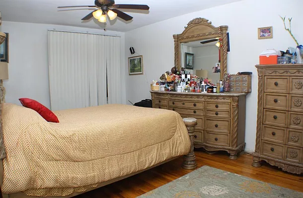 Sold by Compass | media 7