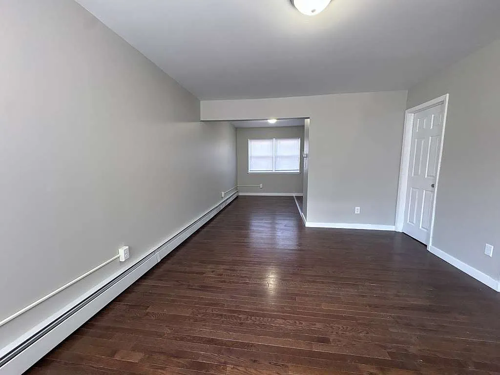 2 bed, $1,700 — Photo 2