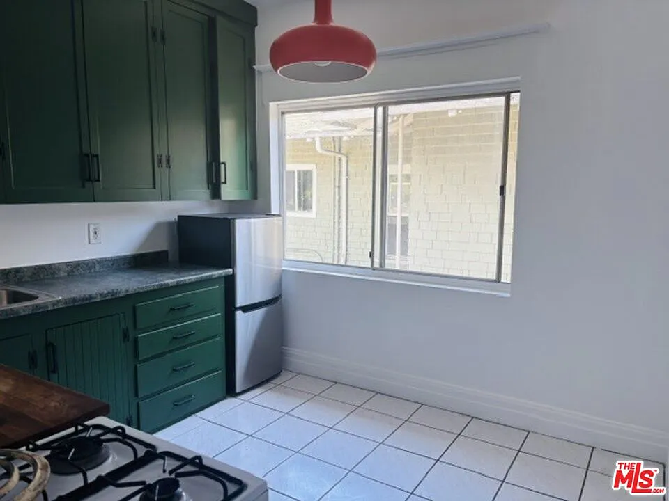 1 bed, 1.0 bath, $1,250 — Photo 4
