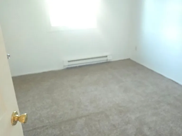 546 Granny Rd — Photo 2