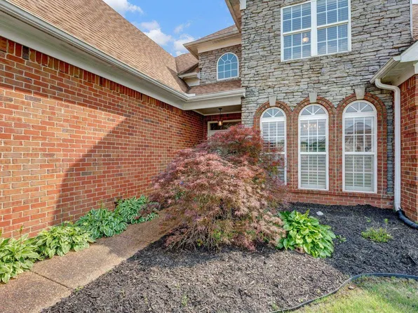 8901 Brunswick Farms Dr, Arlington, TN 38002