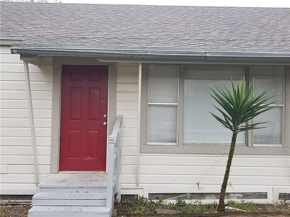 1st image of 629 W Nettie Ave APT B