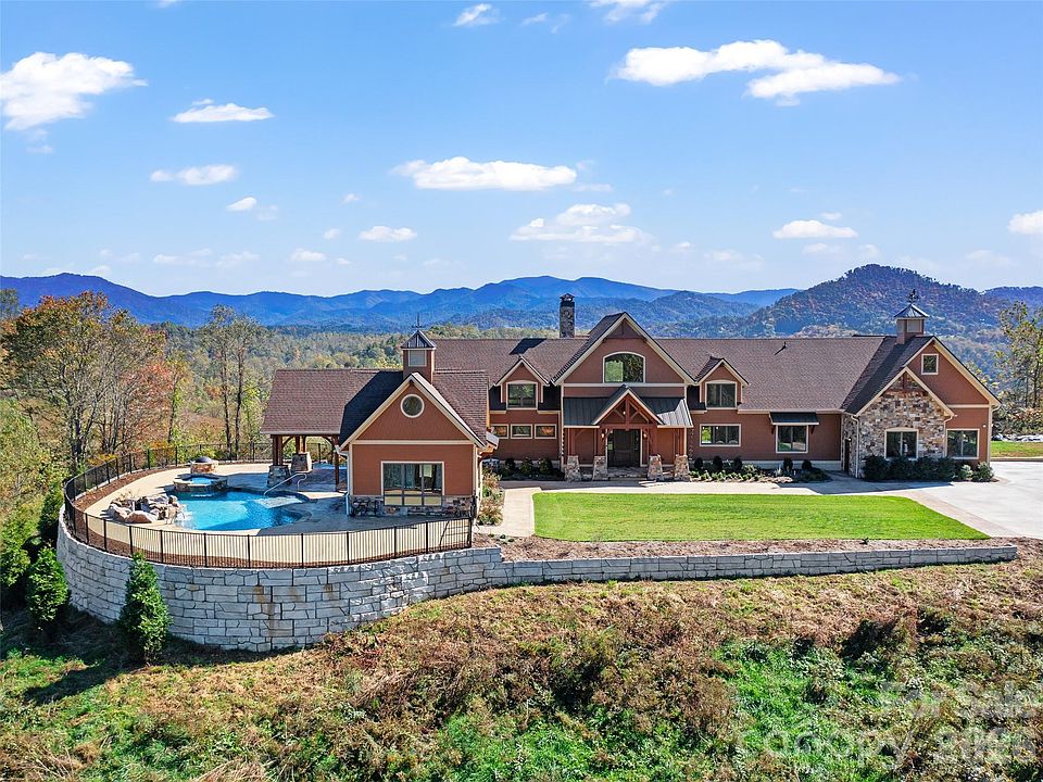 1st image of 946 Ridge Rd