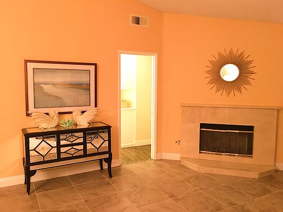 4th image of 2047 Galvin Ln