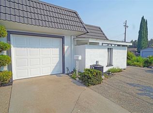 471 Glacier Dr, Martinez, CA 94553