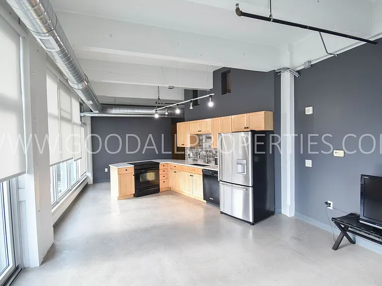 120 SW 5th St #407 — Photo 3