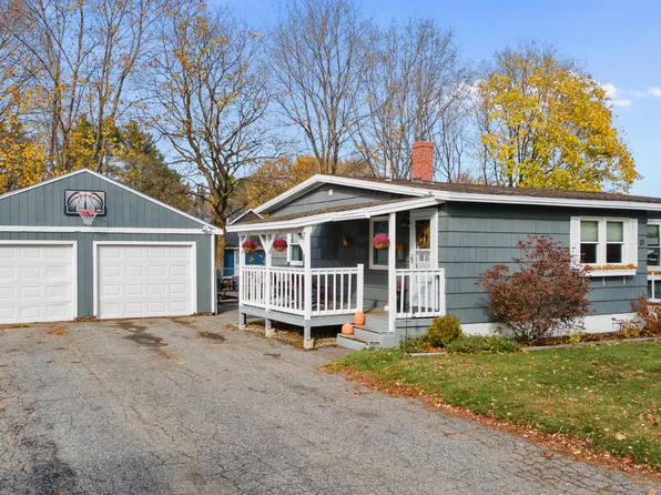 10 Rita Avenue, Lewiston, ME 04240