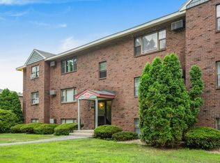 49 Spencer Rd APT 14H, Boxboro, MA 01719