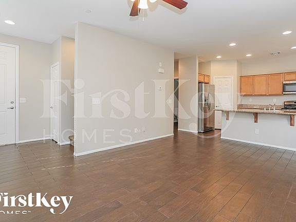 4th image of 7506 Edgartown Harbor St