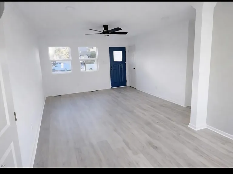 1203 Baskerville Ln — Photo 4