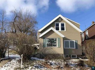 807 W 3rd St, Duluth, MN 55806