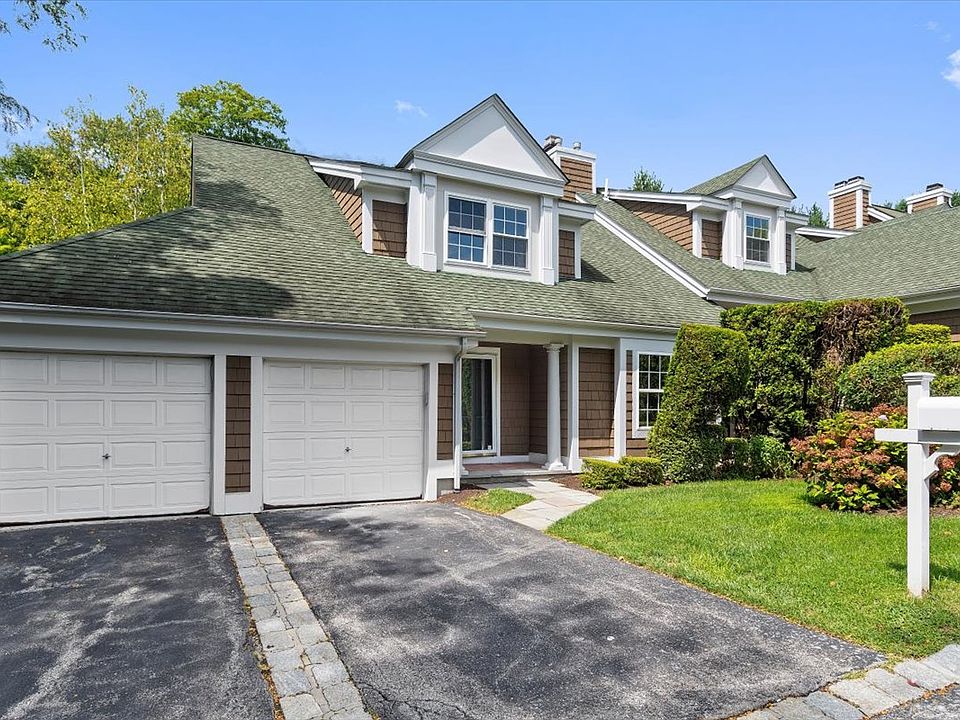 1st image of 2 Winterberry Ln #2