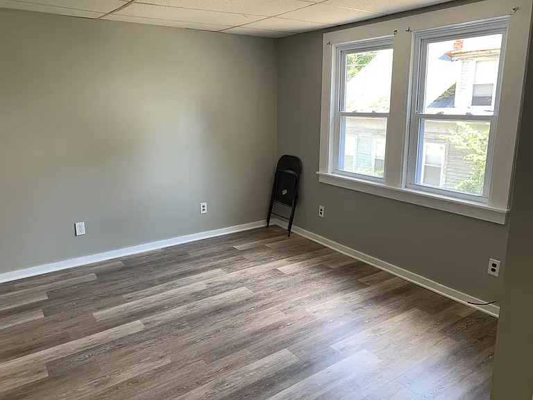 204 Main St #3 — Photo 9