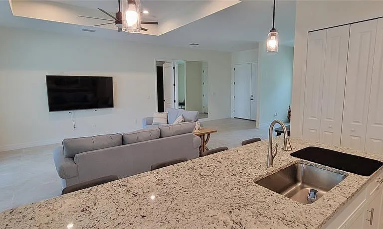 13376 Yager Ln — Photo 7