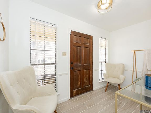 2nd image of 9729 Banway Dr