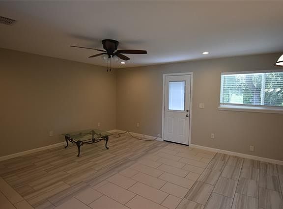 4th image of 1240 Carla St