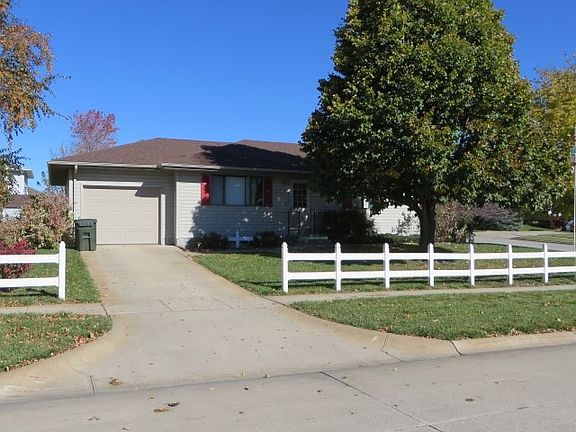 4th image of 1030 Sunnyview Dr