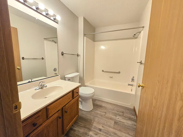Marion Park II Apartments — Photo 15
