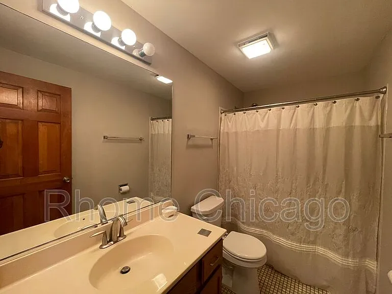 519 W Parkside Dr — Photo 18