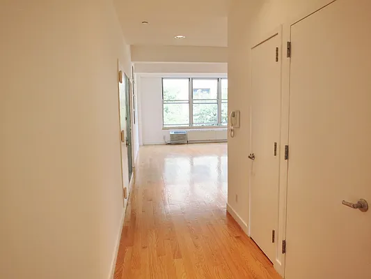 Rented by Brooklyn Heights Real Estate Inc | media 21
