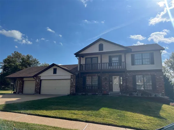 12129 Depaul Hills Dr, Bridgeton, MO 63044