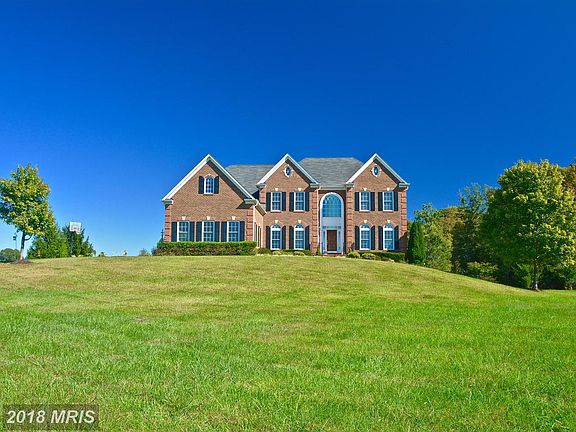 3rd image of 14945 Deepwood Ln