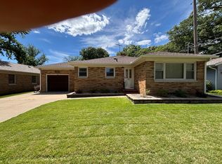 2005 8th St, East Moline, IL 61244