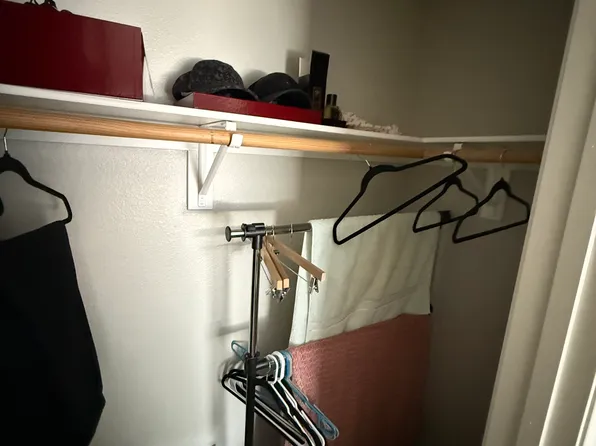 2621 Adelante Ave Unit 104, Las Vegas, NV 89106