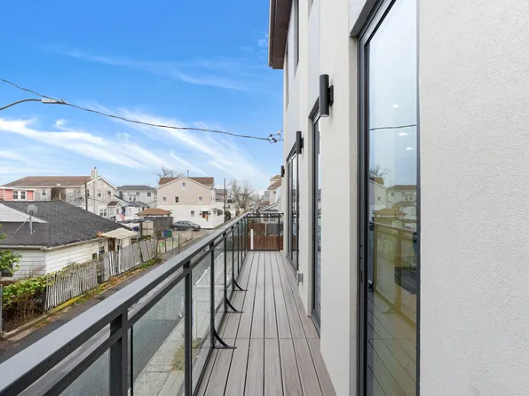 33 Keen Court image 32 of 46