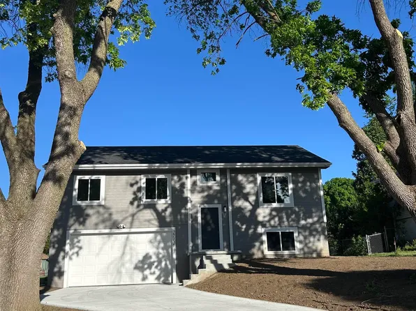 2712 N 125th Cir, Omaha, NE 68164