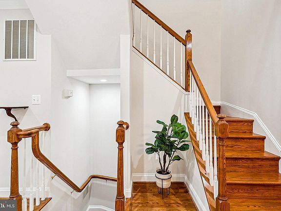 5th image of 4180 Lord Culpeper Ln